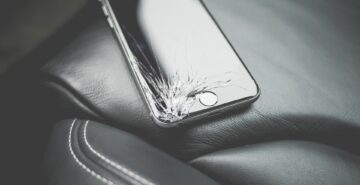 iphone, ipad cracked screen repair in Pearland, TX